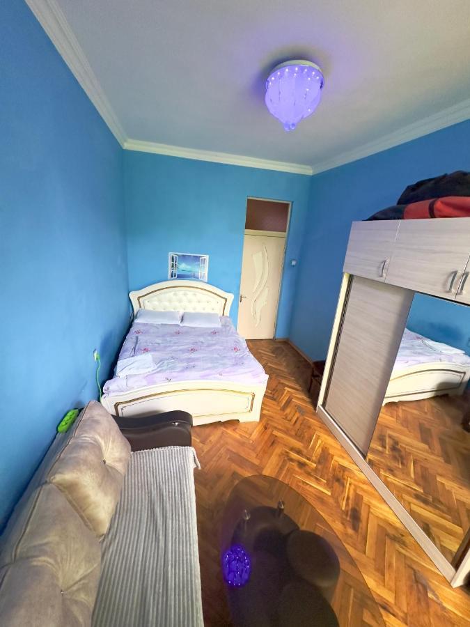 Karson Family Hostel & Guest House Jerevan Buitenkant foto