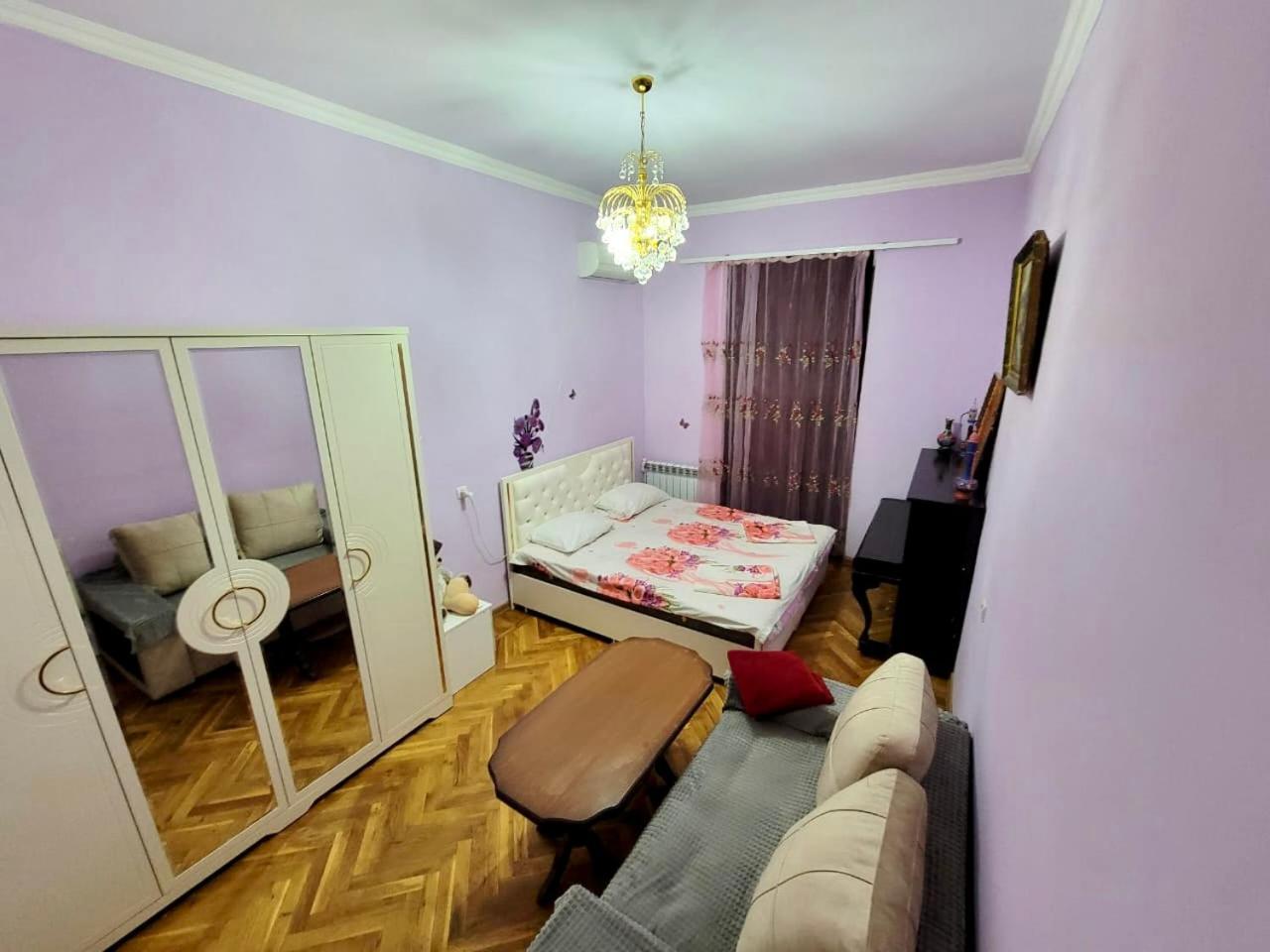 Karson Family Hostel & Guest House Jerevan Buitenkant foto