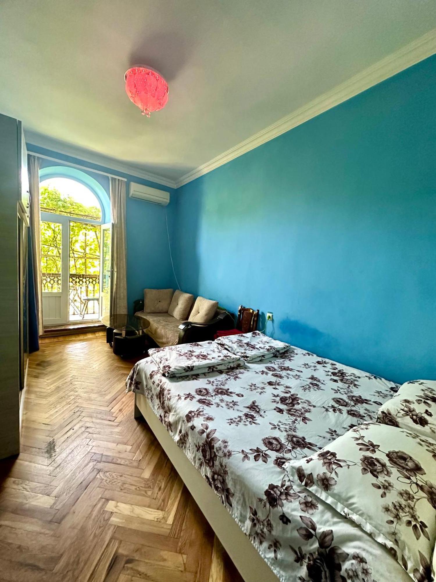 Karson Family Hostel & Guest House Jerevan Buitenkant foto