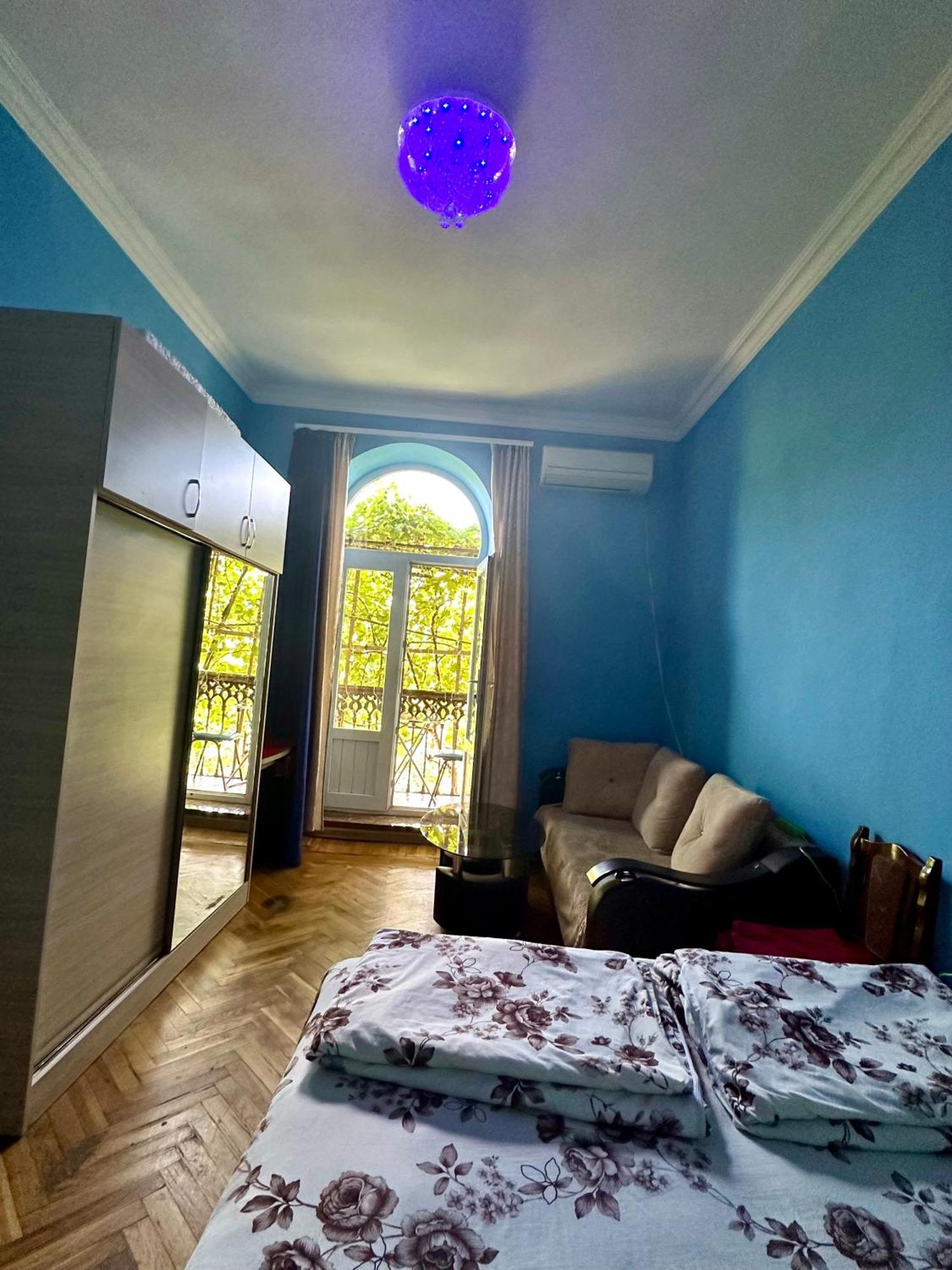 Karson Family Hostel & Guest House Jerevan Buitenkant foto